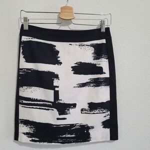 Loft black and white abstract mini skirt